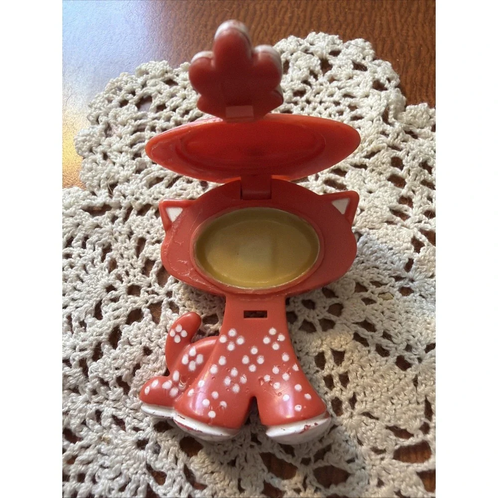 Vintage‎ Avon Calico Cat Fragrance Glaze Pin 1973 No Box